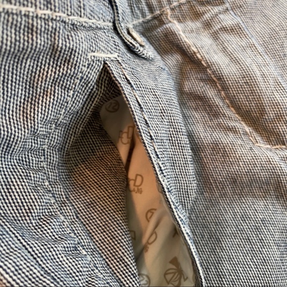 French Connection High Waisted Pleated Cuff Mom Short - Women's Size Medium - Picture 7 of 8